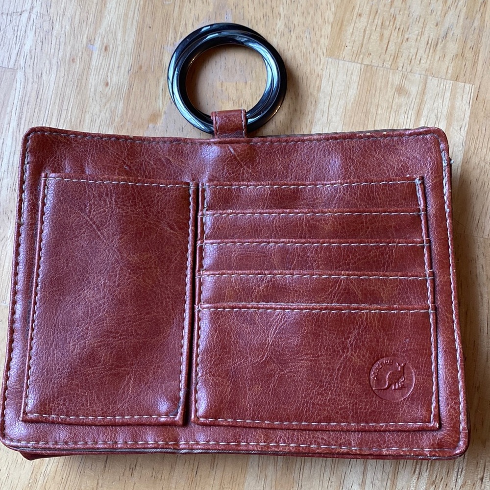 7x5x3” pouchee tote inside bag